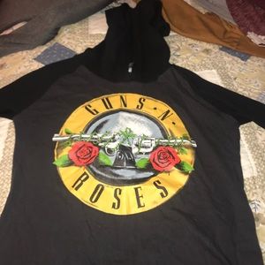 Long sleeve guns n’ roses shirt with hoodie